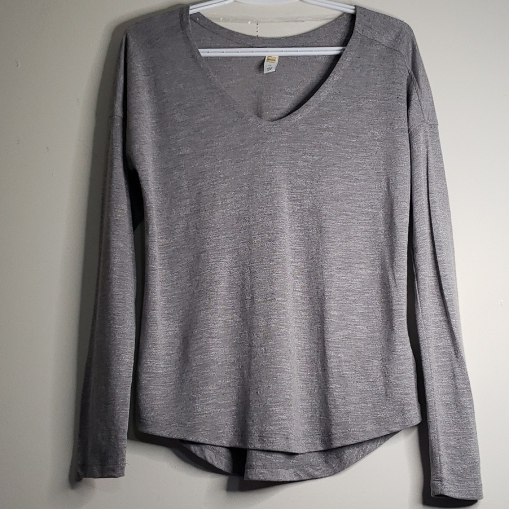 Lole Grey Long Sleeve V-Neck Knit Tee Size Small